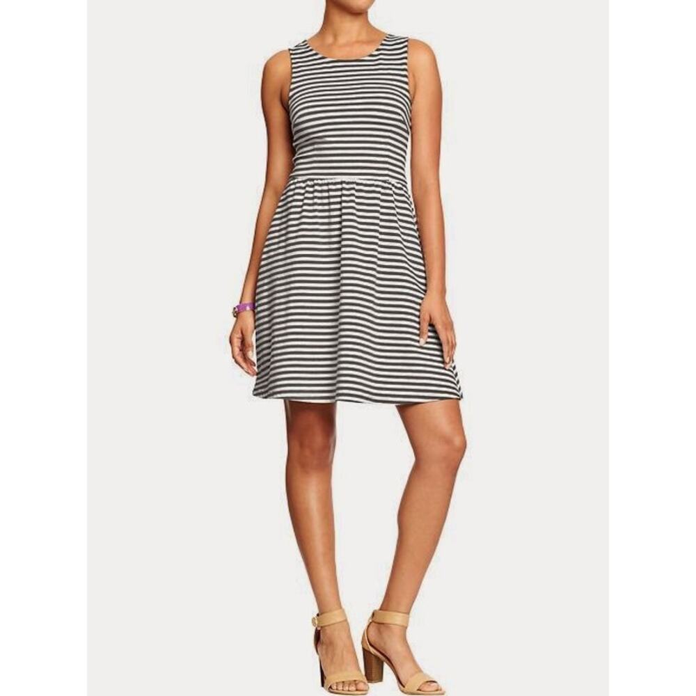 Old Navy Stripe Fit and Flare Sleeveless Dress EUC M